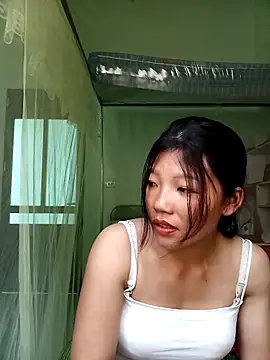 Snapshot of -Quyny- chatting on 03-30-26, 06:36 -Quyny- online show from 03-30-26, 06:36