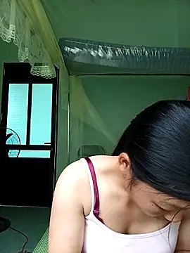 Snapshot of -Quyny- chatting on 04-01-26, 04:57 -Quyny- online show from 04-01-26, 04:57