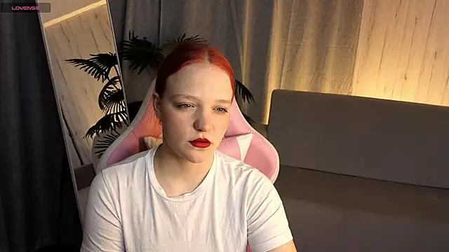 Candy Lirr online show from 05-15-26, 02:40