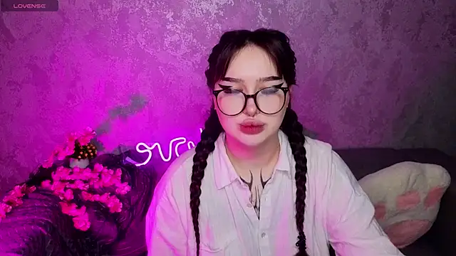 Snapshot of Jane_Goddesss chatting on 05-22-26, 01:46 Jane Goddesss online show from 05-22-26, 01:46