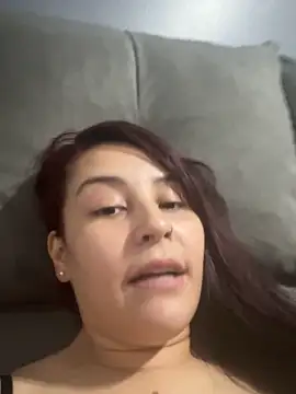 Snapshot of veronicasapequinha chatting on 04-01-26, 01:41 veronicasapequinha online show from 04-01-26, 01:41