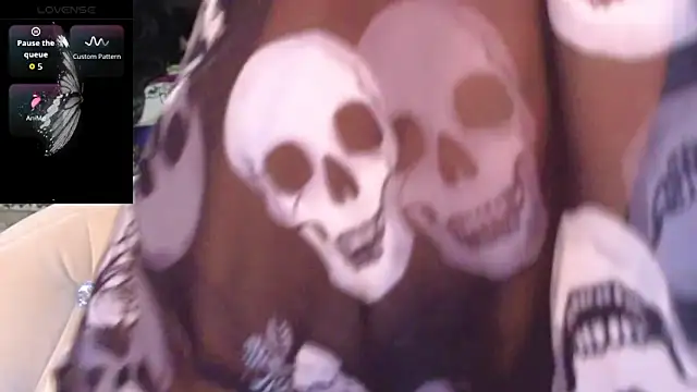 Kira Kingslee online show from 04-13-26, 11:05