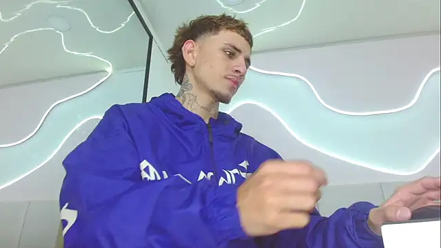 DanntheStiff online show from 05-26-26, 01:18
