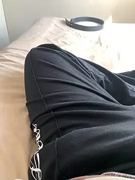 Snapshot of ndaloyakhe chatting on 04-05-26, 12:02 ndaloyakhe online show from 04-05-26, 12:02