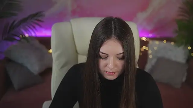 LindsyRawr online show from 04-06-26, 07:04