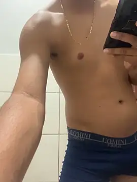 Snapshot of meteus40 chatting on 04-11-26, 09:24 meteus40 online show from 04-11-26, 09:24