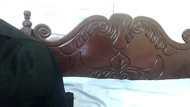 Snapshot of emmytease chatting on 04-12-26, 10:09 emmytease online show from 04-12-26, 10:09