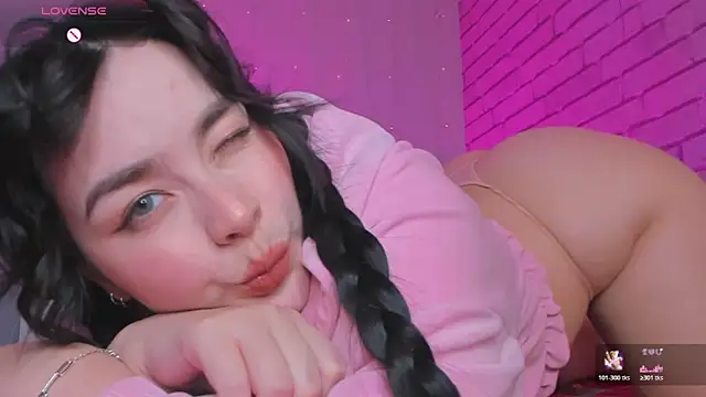 Snapshot of NatalForsy chatting on 04-11-26, 02:43 NatalForsy online show from 04-11-26, 02:43