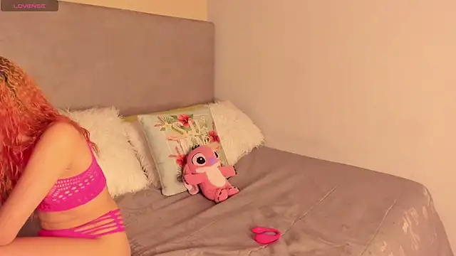 MAYTEMINAJ online show from 07-09-26, 07:40
