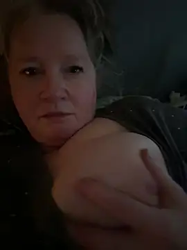 Tinchen Milf online show from 04-14-26, 07:47