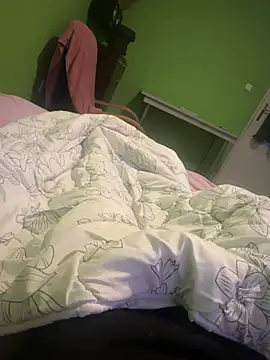 Snapshot of Void8899 chatting on 03-31-26, 04:18 Void8899 online show from 03-31-26, 04:18