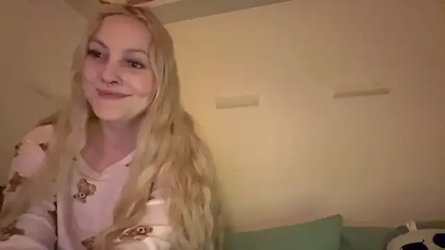 LoveAliceXXX online show from 04-06-26, 08:43