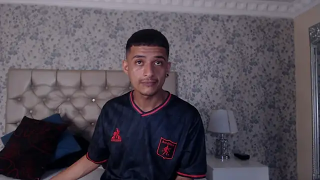 Snapshot of TurnerStar chatting on 03-30-26, 12:28 TurnerStar online show from 03-30-26, 12:28