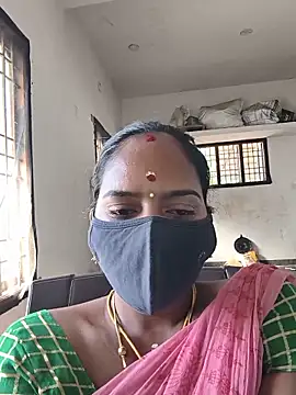 Snapshot of Tamil_Sangeetha chatting on 06-05-26, 03:02 Tamil Sangeetha online show from 06-05-26, 03:02