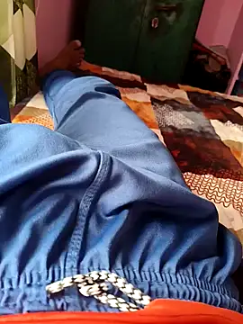 hotboy122345 online show from 04-10-26, 02:50