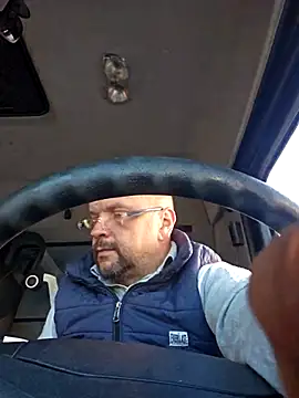 Cristo1982 online show from 04-07-26, 05:08