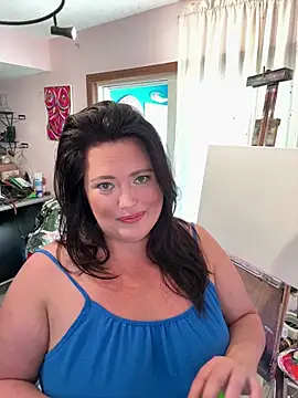 Snapshot of EmberVael chatting on 07-30-26, 10:09 EmberVael online show from 07-30-26, 10:09