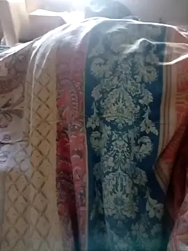 Snapshot of minauu_s chatting on 04-04-26, 06:38 minauu s online show from 04-04-26, 06:38