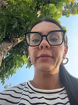 Snapshot of SofiParma chatting on 06-19-26, 10:02 SofiParma online show from 06-19-26, 10:02