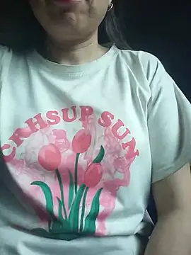 Snapshot of Vily-lonely chatting on 07-02-26, 03:34 Vily-lonely online show from 07-02-26, 03:34