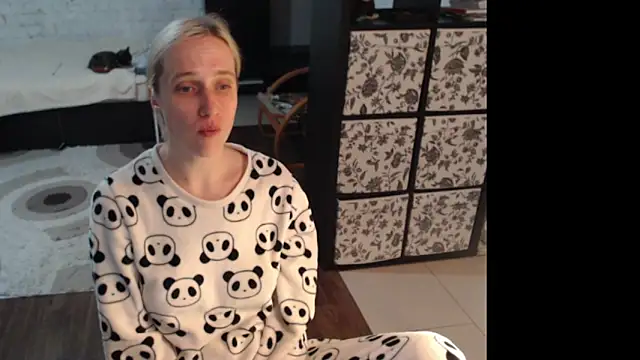 Snapshot of Sweet_hot_shrmp chatting on 06-01-26, 02:02 Sweet hot shrmp online show from 06-01-26, 02:02