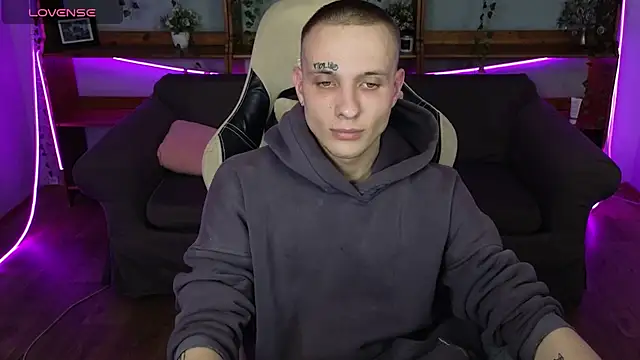 Dreamkai online show from 04-17-26, 03:59