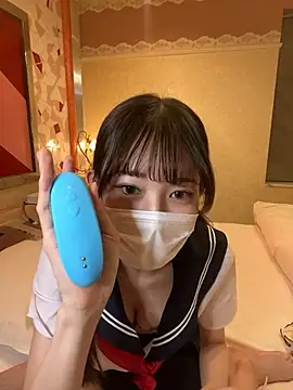 yuki2210 online show from 04-24-26, 07:22