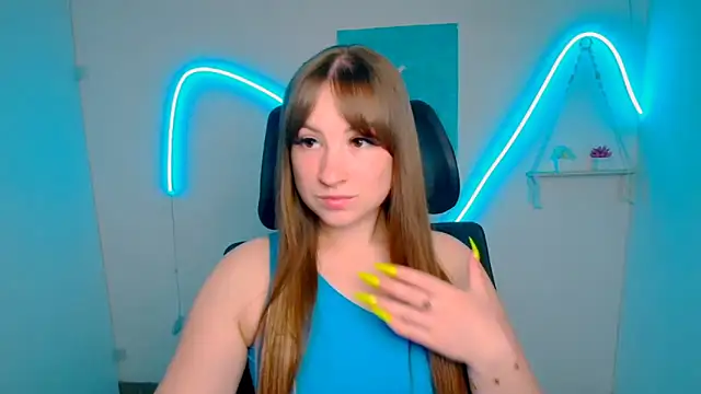 Tiffani Angel online show from 05-21-26, 05:42