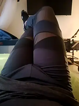 Snapshot of Xtina_rose chatting on 04-03-26, 06:39 Xtina rose online show from 04-03-26, 06:39
