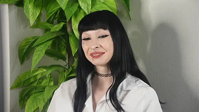 Snapshot of BreannaBetesh chatting on 04-03-26, 05:05 BreannaBetesh online show from 04-03-26, 05:05