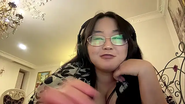 Feylinmay online show from 04-25-26, 01:41