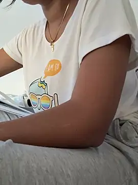 majo 2901 online show from 04-16-26, 07:03