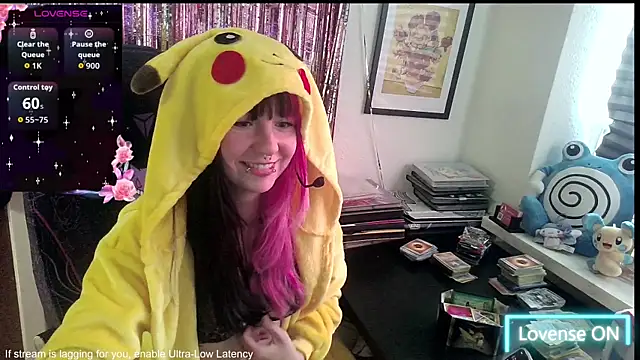 CutieTracer online show from 05-05-26, 02:58
