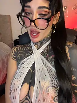 Musedreams online show from 05-27-26, 01:02