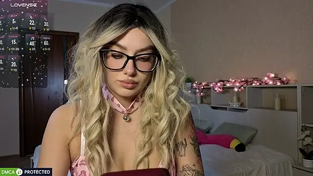 Emily Bloom 119 online show from 07-01-26, 08:38