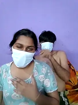 Jerin Couple61 online show from 04-22-26, 08:28