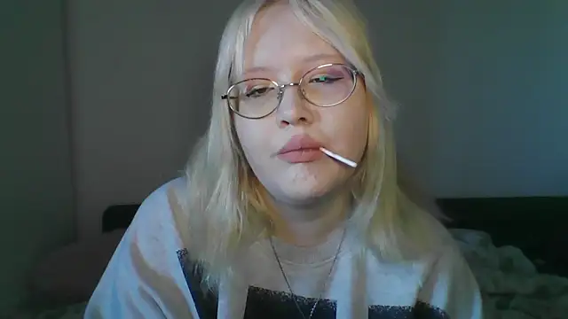 Elayne Sweet online show from 04-26-26, 06:11
