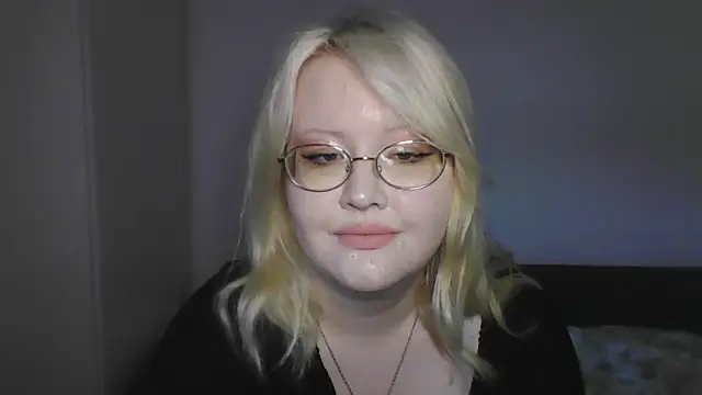 Elayne Sweet online show from 04-28-26, 06:07