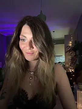 Snapshot of Rita_Tease chatting on 05-17-26, 06:15 Rita Tease online show from 05-17-26, 06:15