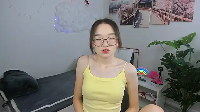 syuri sun online show from 06-20-26, 03:26