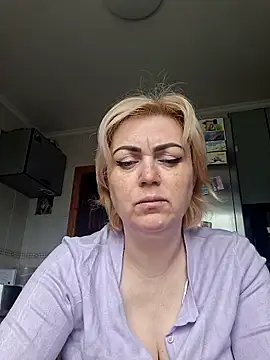SylvieGold453 online show from 05-29-26, 09:29
