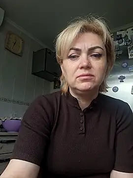 SylvieGold453 online show from 05-30-26, 09:28