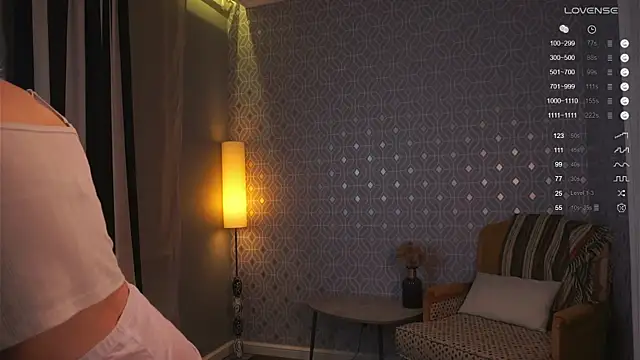 Snapshot of Miamist chatting on 04-05-26, 06:38 Miamist online show from 04-05-26, 06:38