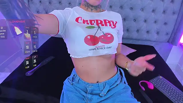 Snapshot of Gyal_Smith chatting on 05-30-26, 03:36 Gyal Smith online show from 05-30-26, 03:36