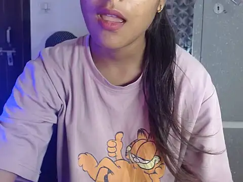 Nora81 online show from 04-17-26, 08:34