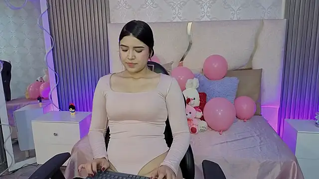 Snapshot of ELA_TAY1 chatting on 04-18-26, 07:58 ELA TAY1 online show from 04-18-26, 07:58