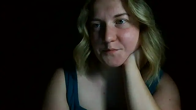 TinaKittyX online show from 05-16-26, 07:34