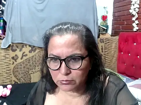 kristalmarelyn online show from 04-25-26, 01:41