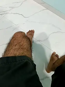 yourdreamman007  online show from 04-01-26, 05:21