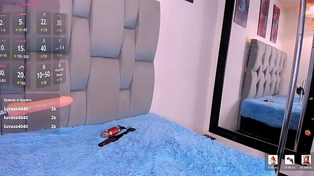 Snapshot of BLACKANDWHITE_03 chatting on 04-10-26, 09:14 BLACKANDWHITE 03 online show from 04-10-26, 09:14